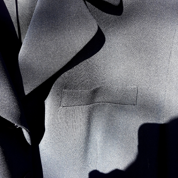 Jones of New York Navy Blazer - Picture 2 of 7